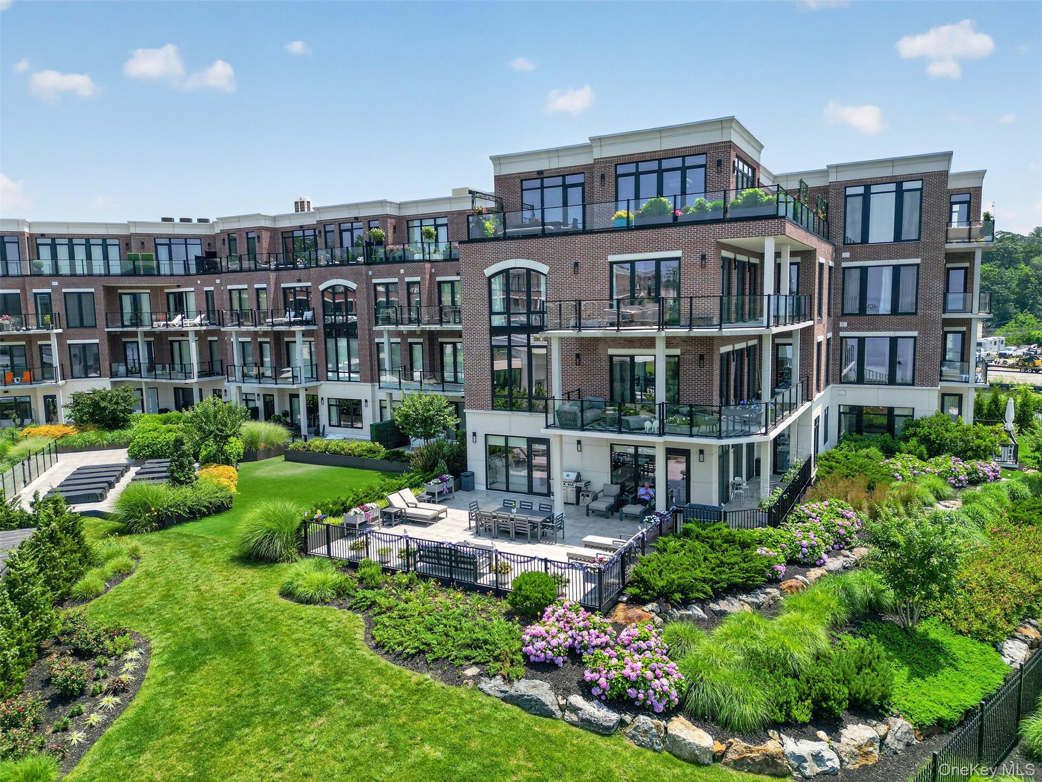 Community View