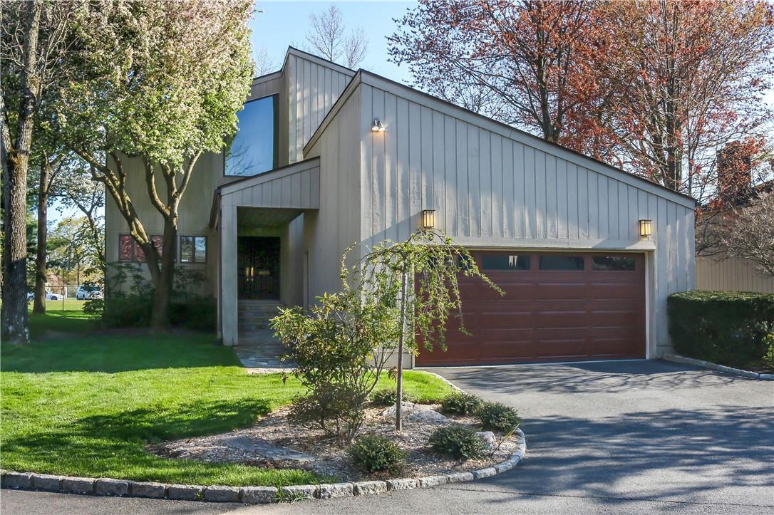 Welcome to this stunning contemporary in Talcott Woods