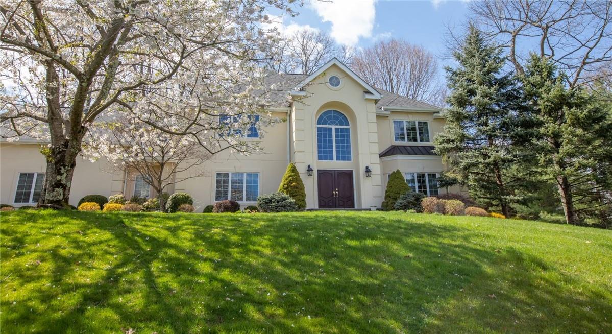 Welcome to 10 Brittany Court in lovely Hardscrabble Lake