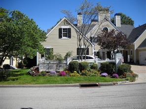 Community View